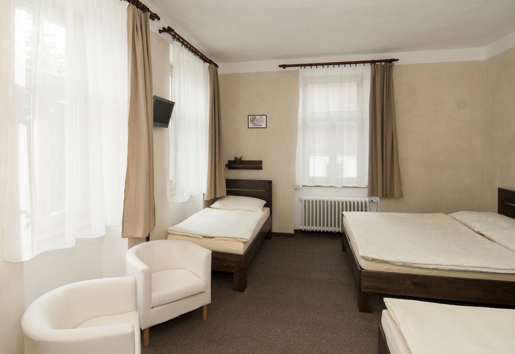 Blatná Hotel Beranek מראה חיצוני תמונה