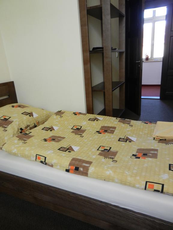 Blatná Hotel Beranek מראה חיצוני תמונה