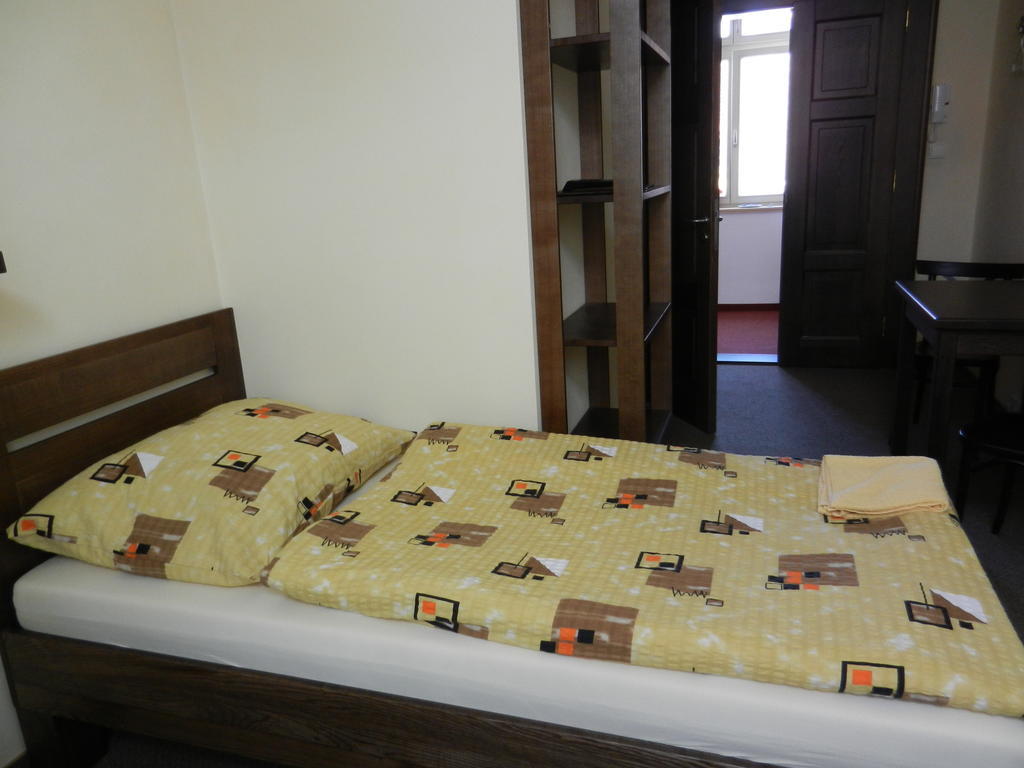 Blatná Hotel Beranek מראה חיצוני תמונה