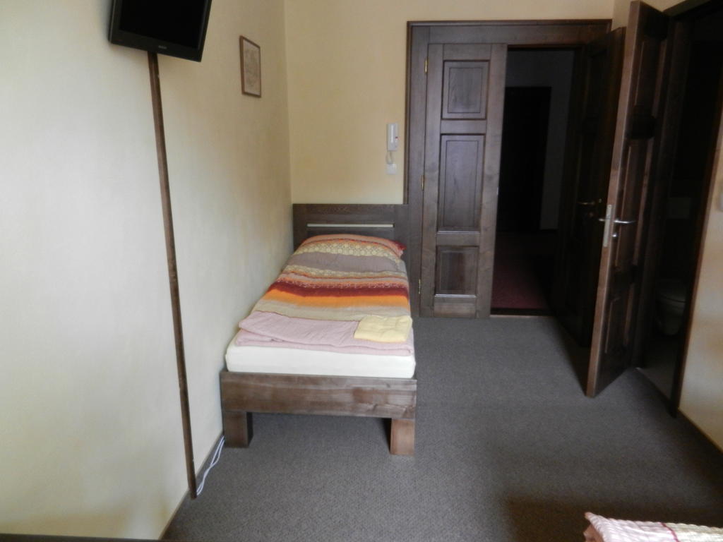 Blatná Hotel Beranek מראה חיצוני תמונה