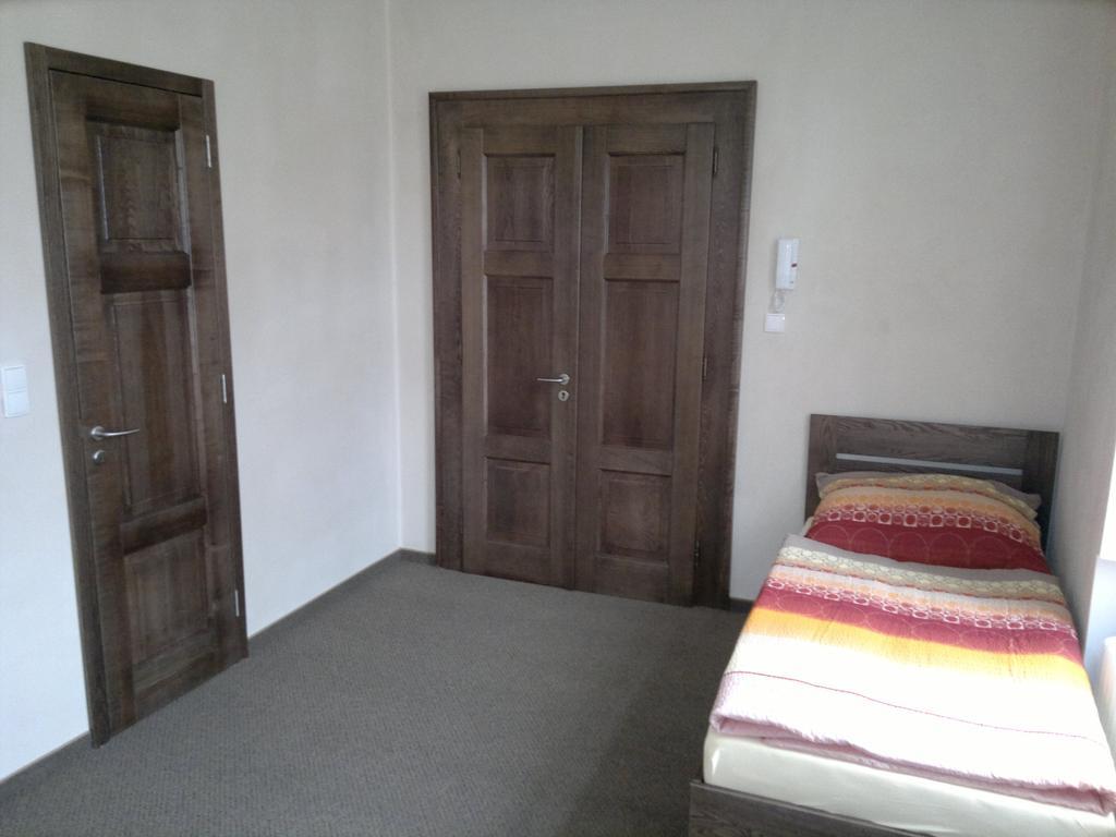 Blatná Hotel Beranek מראה חיצוני תמונה